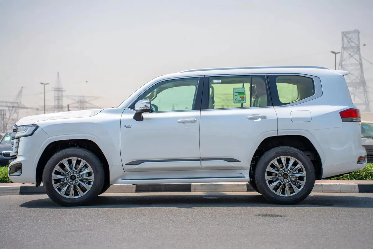 2026 Toyota Land Cruiser Hybrid-7-7