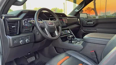 2025 GMC Sierra 1500 AT4, Dealer Warranty and Service Package, GCC Specs-7
