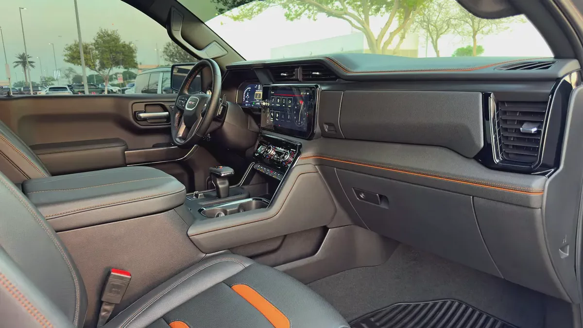 2025 GMC Sierra 1500 AT4, Dealer Warranty and Service Package, GCC Specs-9-9