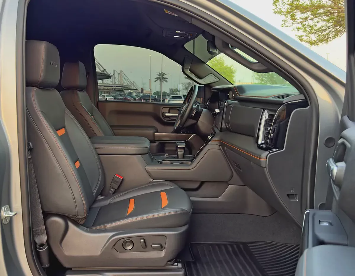 2025 GMC Sierra 1500 AT4, Dealer Warranty and Service Package, GCC Specs-10-10
