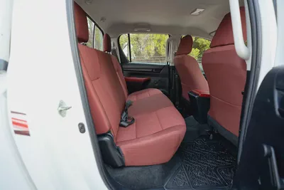 Hilux | Double Cabin 4x4 | Automatic | GCC Specs | Ref#T47801-11