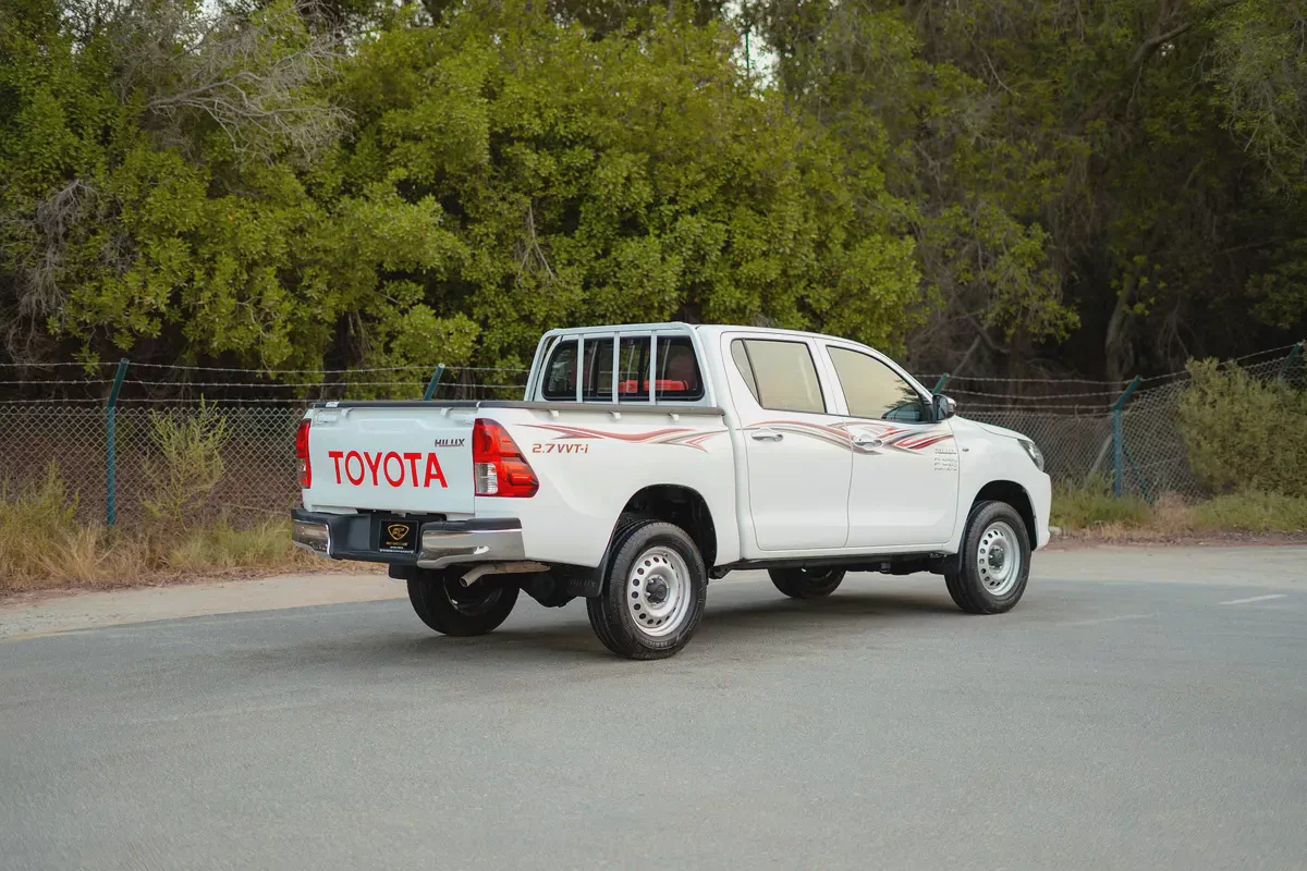 Hilux | Double Cabin 4x4 | Automatic | GCC Specs | Ref#T47801-2-2