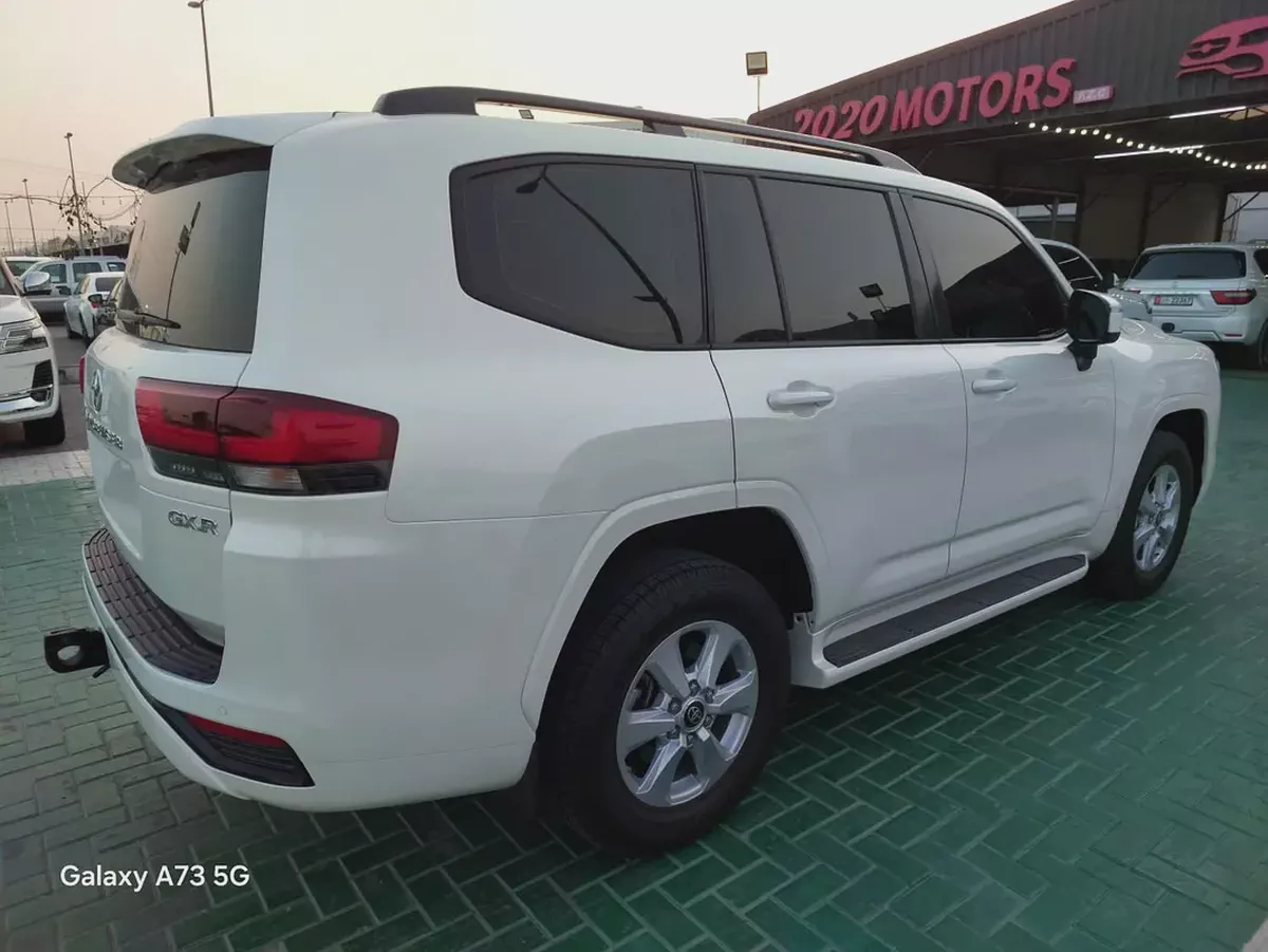 2024 Toyota Land Cruiser GXR twin turbo GCC Specs-4-4
