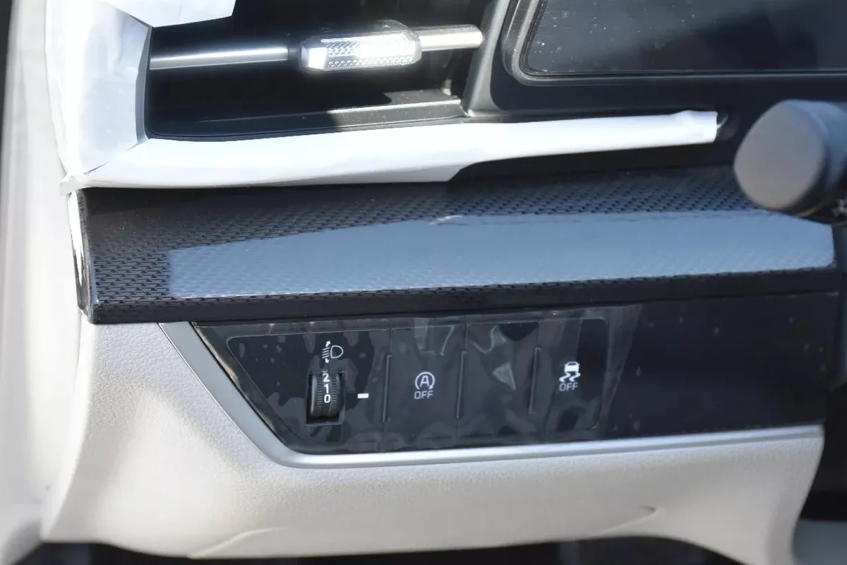 SPORTAGE LOADED 2024 | WHITE-5-5