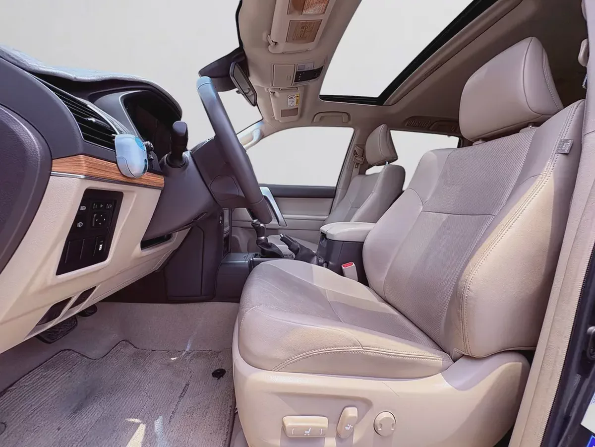 FULL OPTION | TOYOTA PRADO VXR | 4.0L V6 4WD | AGENCY WARRANTY TILL 2028 | 2023-18-18