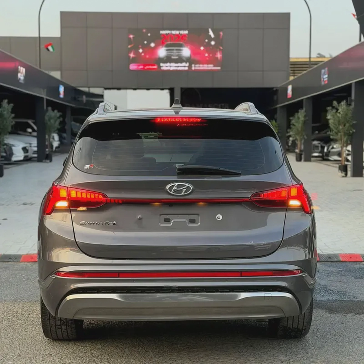 Hyundai Santa Fe Premium 2022 - Korean Specs - Excellent Condition