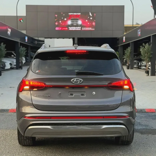 Hyundai Santa Fe Premium 2022 - Korean Specs - Excellent Condition