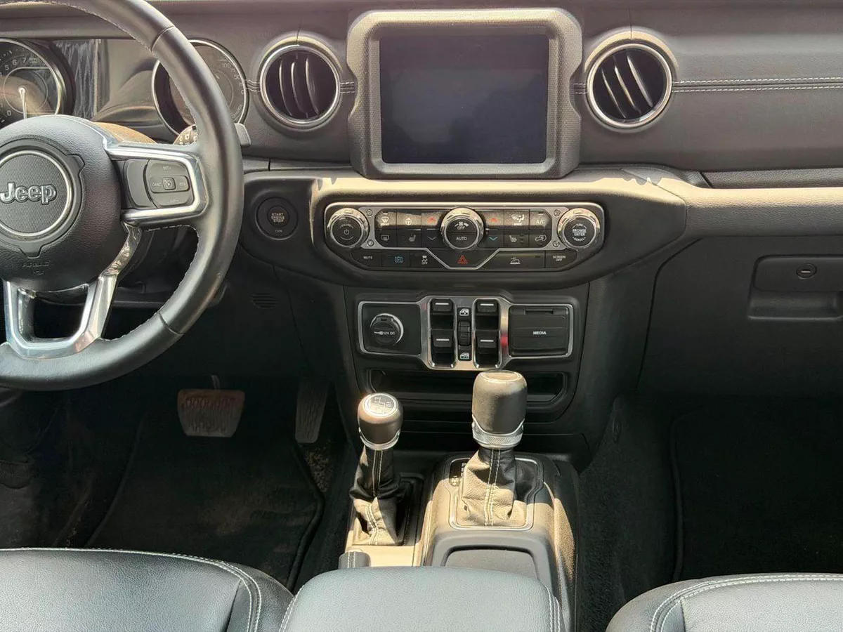Jeep Wrangler SAHARA 2023 Export Price @ 135,000 AED-14-0