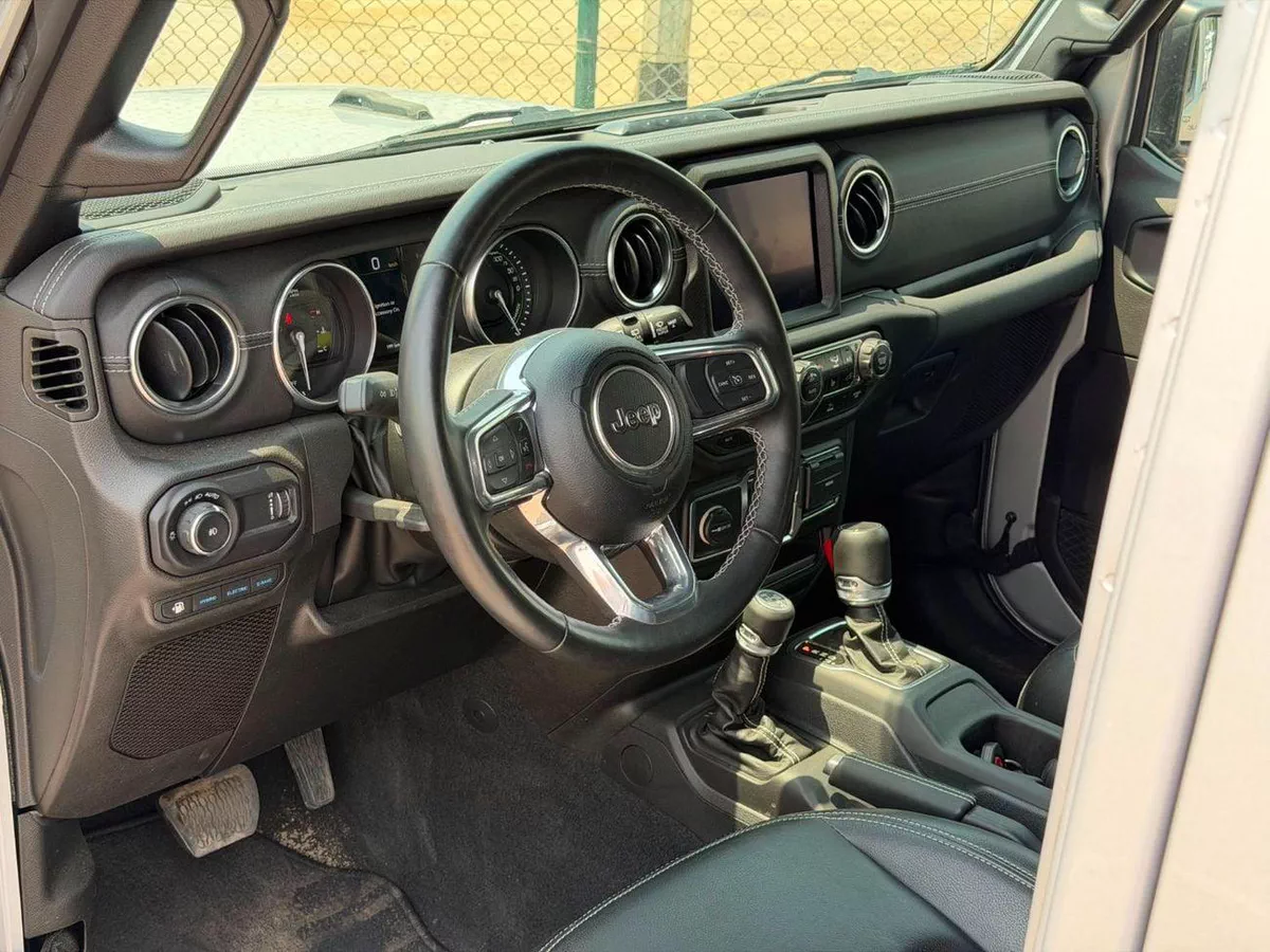 Jeep Wrangler SAHARA 2023 Export Price @ 135,000 AED-6-0