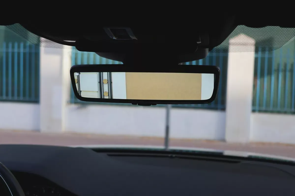 EVOQUE P250 HSE - GCC SPECS - FULL SERVICE HISTORY - ACCIDENT FREE - UNDER WARRANTY --14-14