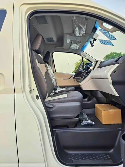 Toyota Hiace GL HIGHROOF GL/3.5L V6 PETROL A/T /HIGH OPTION 13 SEATER/ CODE # HHGL35MP-13