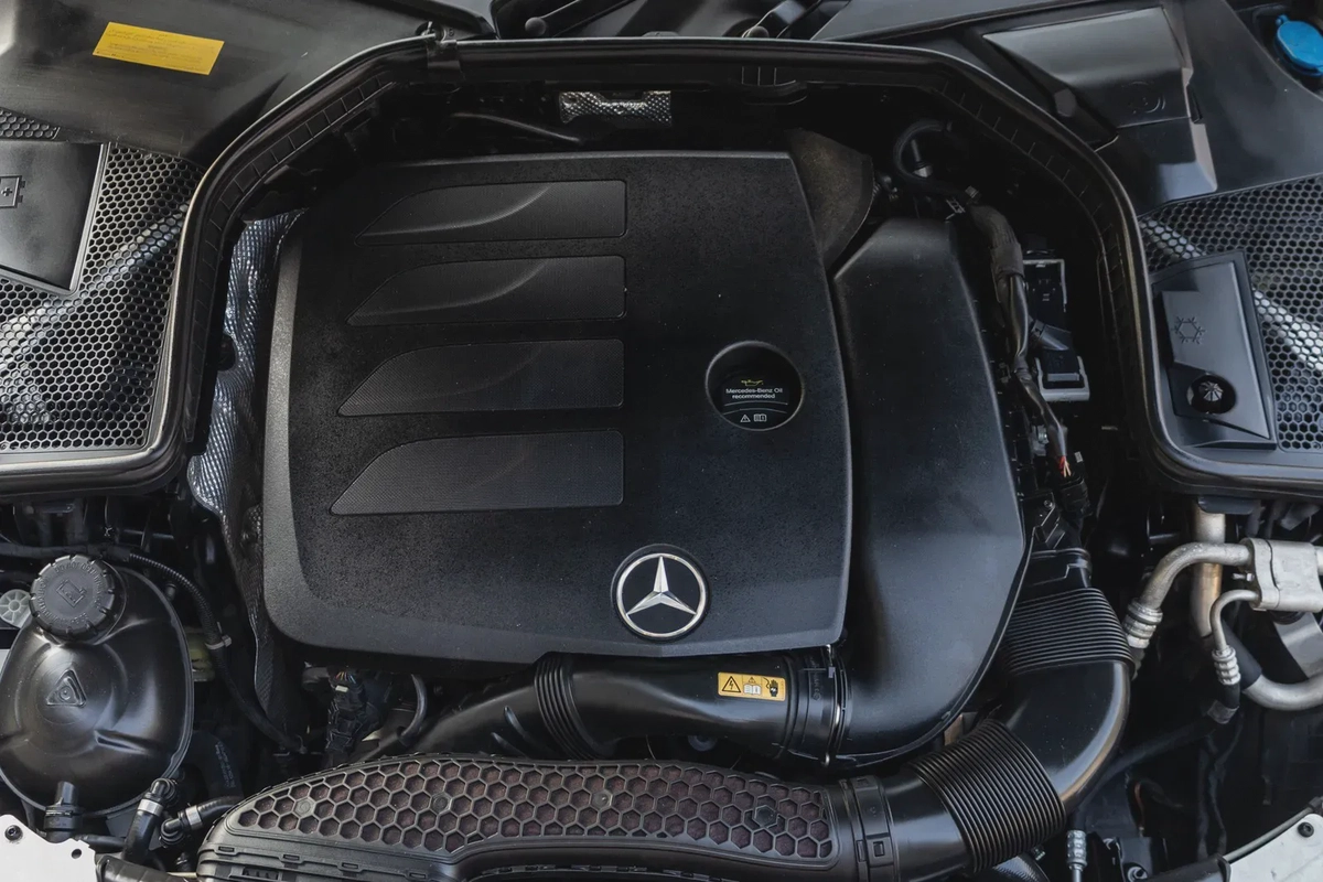 Mercedes-Benz C-Class 200 2021-2-2