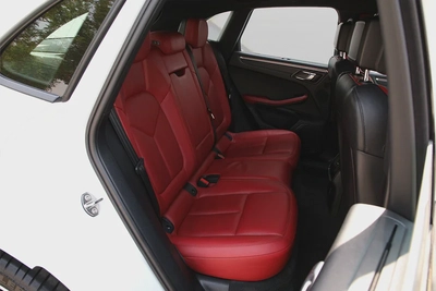 PORSCHE MACAN  2021 - GCC - FULLY LOADED - AMAZING CONDITION-19