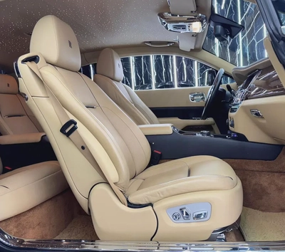 Rolls-Royce Wraith 2015 | Well Maintained | GCC Specs | Low Mileage | Full Service History-11