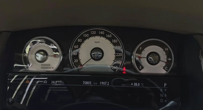 Rolls-Royce Wraith 2015 | Well Maintained | GCC Specs | Low Mileage | Full Service History-13