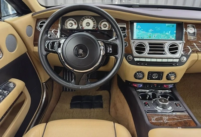 Rolls-Royce Wraith 2015 | Well Maintained | GCC Specs | Low Mileage | Full Service History-15