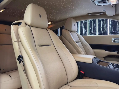 Rolls-Royce Wraith 2015 | Well Maintained | GCC Specs | Low Mileage | Full Service History-19