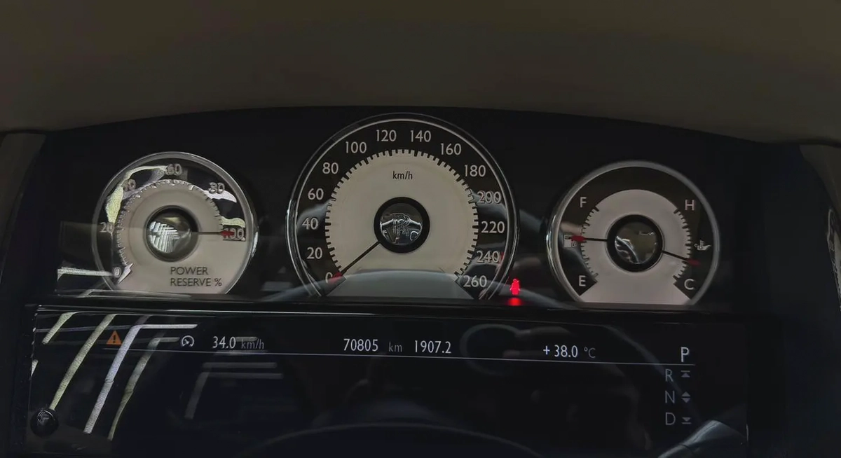 Rolls-Royce Wraith 2015 | Well Maintained | GCC Specs | Low Mileage | Full Service History-13-13