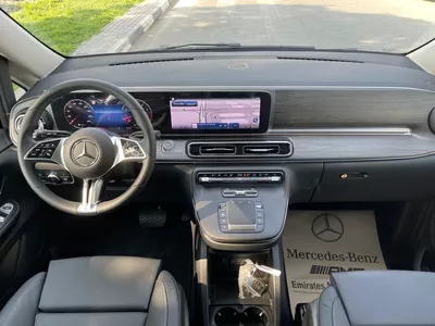 Mercedes Benz V300 Avantgarde Under Agency Warranty 2026 GCC-9