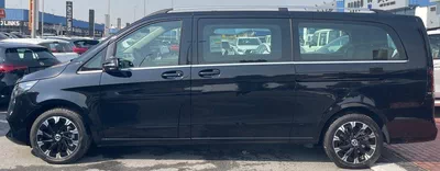 Mercedes Benz V300 Avantgarde Under Agency Warranty 2026 GCC-4