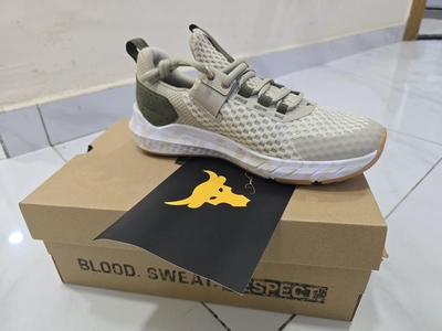 Under Armour Project Rock BSR 4 UFC Edition-0