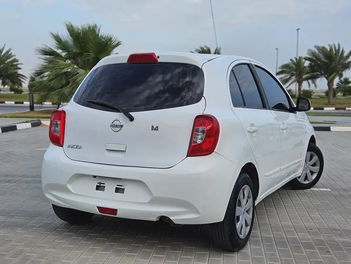 2020 Nissan Micra S GCC Specs - Well Maintained Fuel Efficient Hatchback-13-13