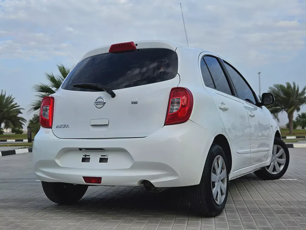 2020 Nissan Micra S GCC Specs - Well Maintained Fuel Efficient Hatchback-14-14