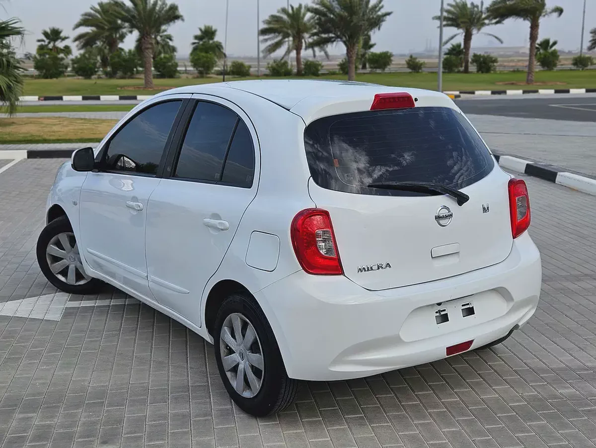 2020 Nissan Micra S GCC Specs - Well Maintained Fuel Efficient Hatchback-15-15