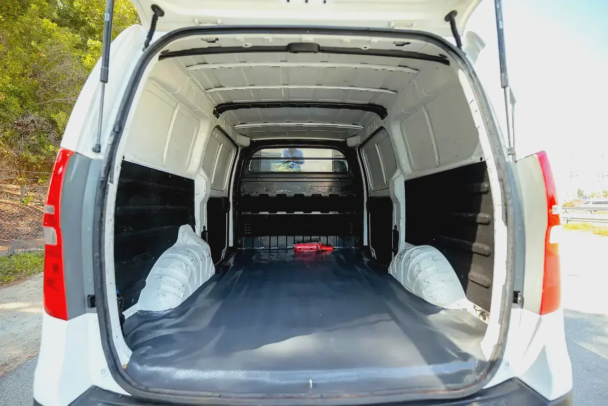 H1 Delivery Van | Manual | GCC Specs | Ref#H89342-6-6