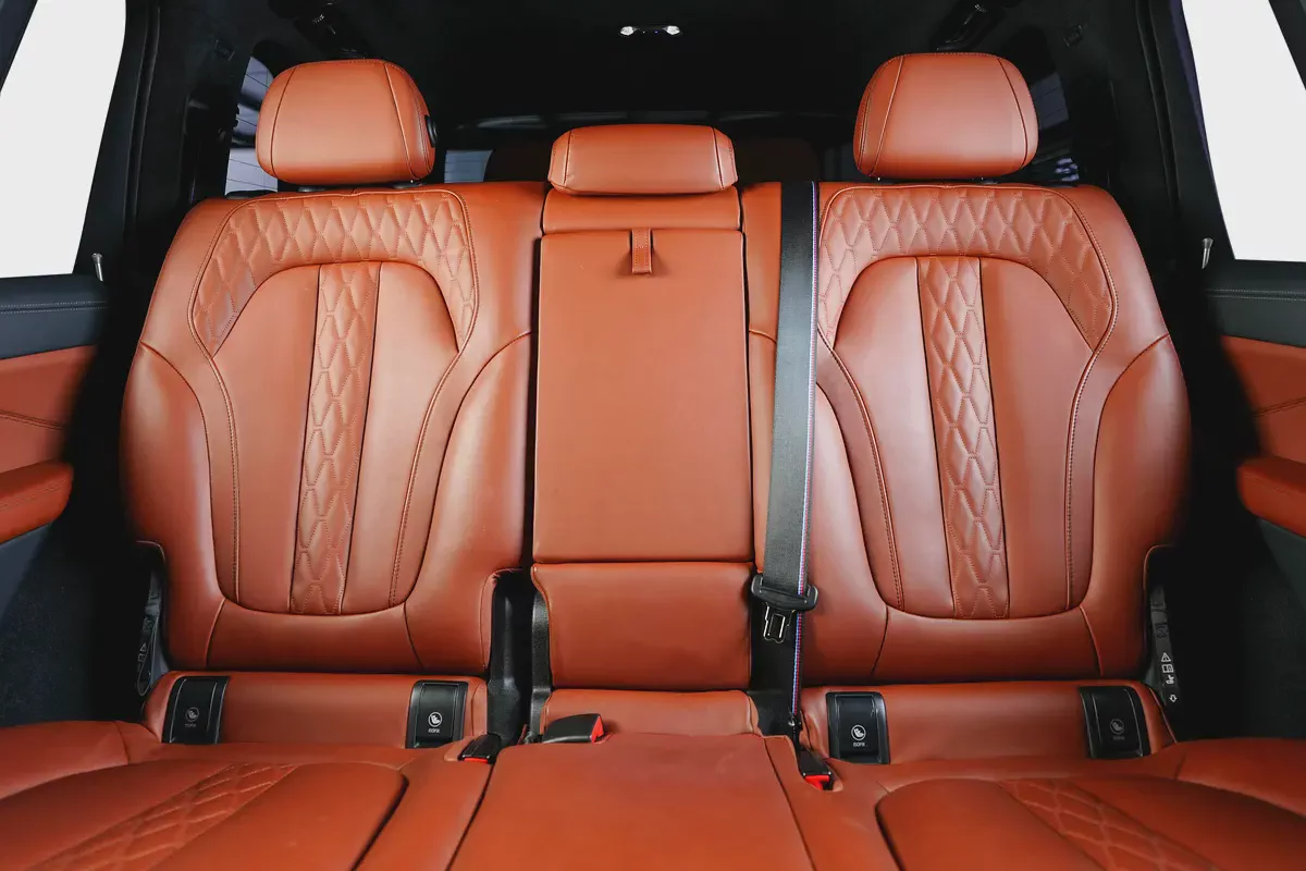 BMW X7 X-Drive 40i M Sport-Masterclass-GCC-7 Seats-BMW Warranty & Service  Until 30/06/2029-19-19
