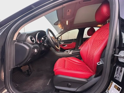 Mercedes-Benz C 300 AMG 2019 - American Specs-4