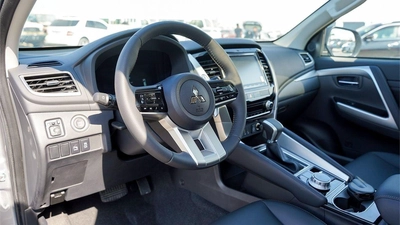 Mitsubishi Montero Sport Brand New 2026 Mitsubishi Montero Sport GLS (H59) 3.0L 6-Cylinder SUV – GCC Specs | Export Ready-3