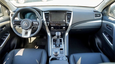 Mitsubishi Montero Sport Brand New 2026 Mitsubishi Montero Sport GLS (H59) 3.0L 6-Cylinder SUV – GCC Specs | Export Ready-7