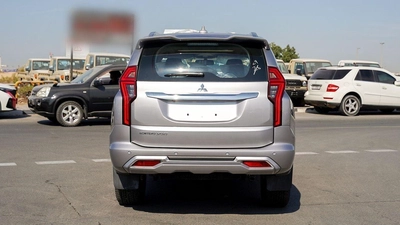 Mitsubishi Montero Sport Brand New 2026 Mitsubishi Montero Sport GLS (H59) 3.0L 6-Cylinder SUV – GCC Specs | Export Ready-13