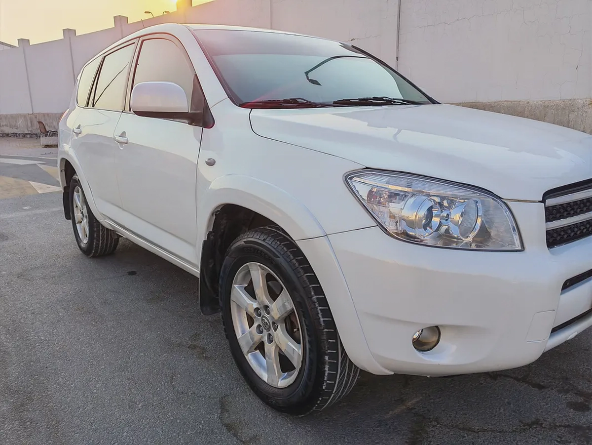 Toyota Rav 4 VX 2008 GCC-3-3