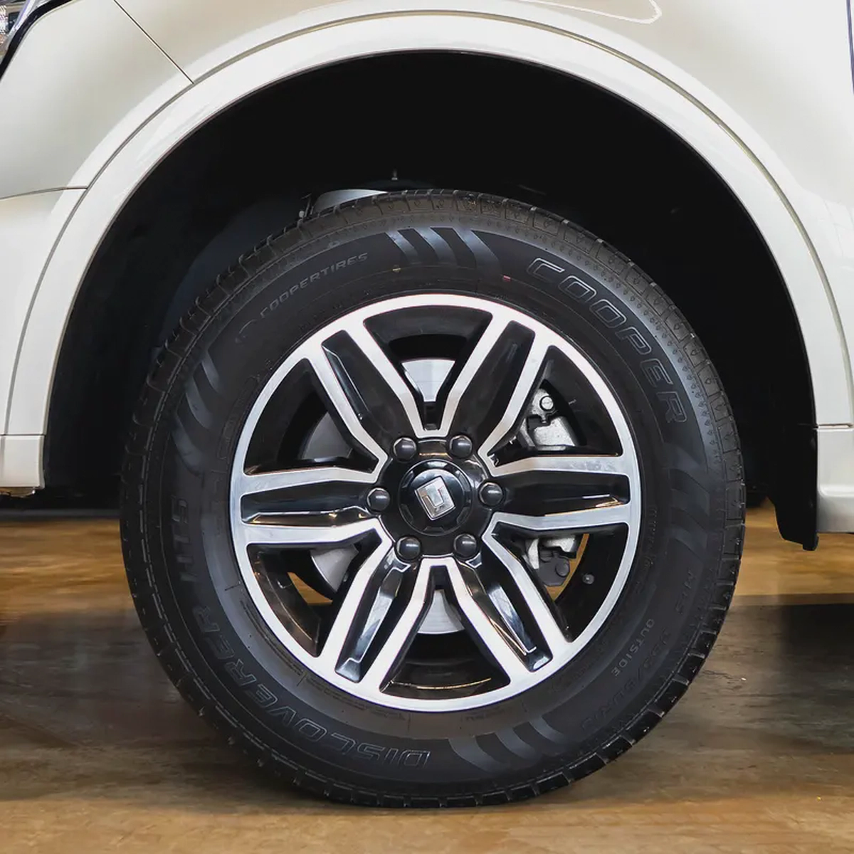 AED 2,299 P.M • 0% Downpayment • GWM Tank 500 • Agency Warranty And Service Package-7-7