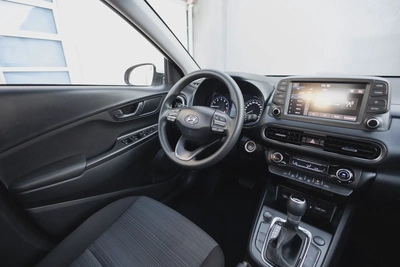 Hyundai Kona 2023-8