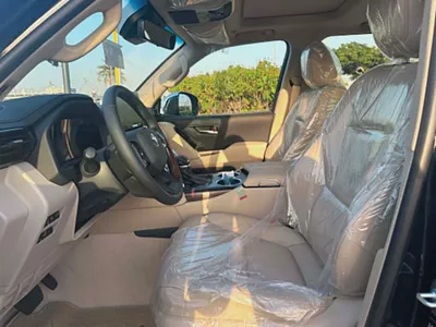 Brand New 2026 Toyota Land Cruiser VXR - GCC Specs-3