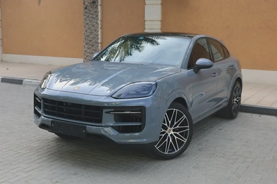 PORSCHE CAYENNE COUPE V6 3.0L - GCC SPECS -UNDER WARRANTY - ACCIDENT FREE - FULL SERVICE HISTORY --0