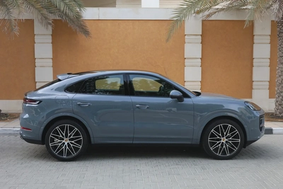 PORSCHE CAYENNE COUPE V6 3.0L - GCC SPECS -UNDER WARRANTY - ACCIDENT FREE - FULL SERVICE HISTORY --8
