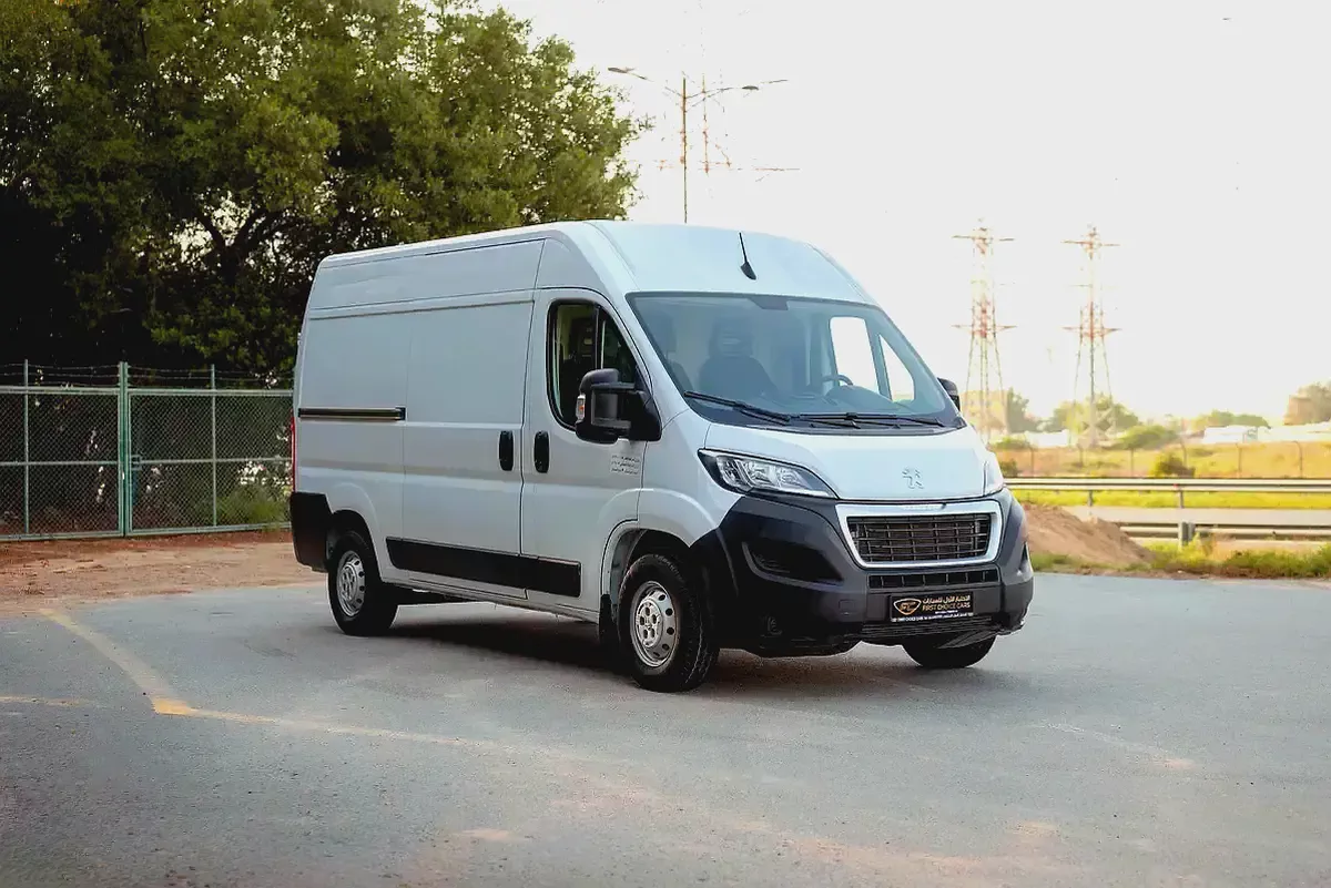 Peugeot Boxer Delivery Van | GCC Specs | Ref#P4566-1-1