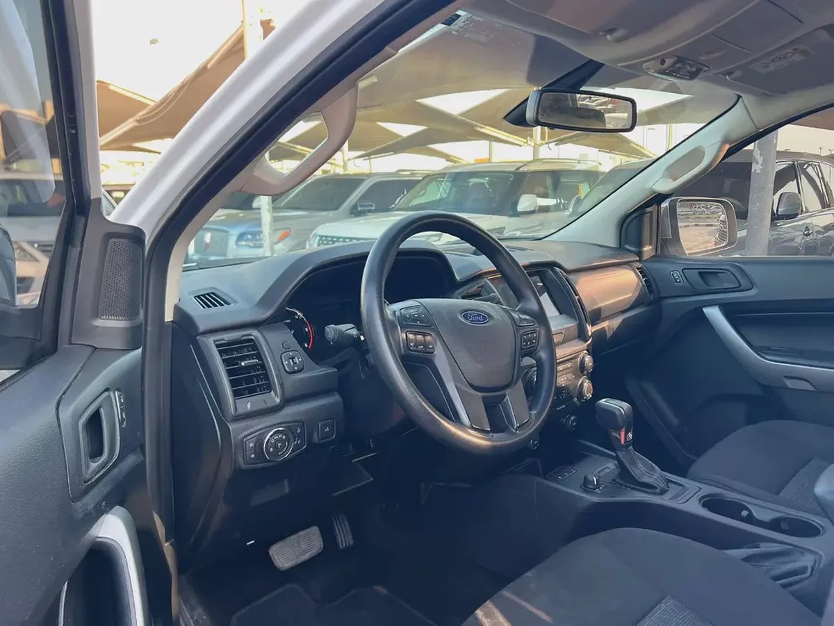 Ford Ranger XLS 2022 GCC Specs - Excellent Condition-9-9