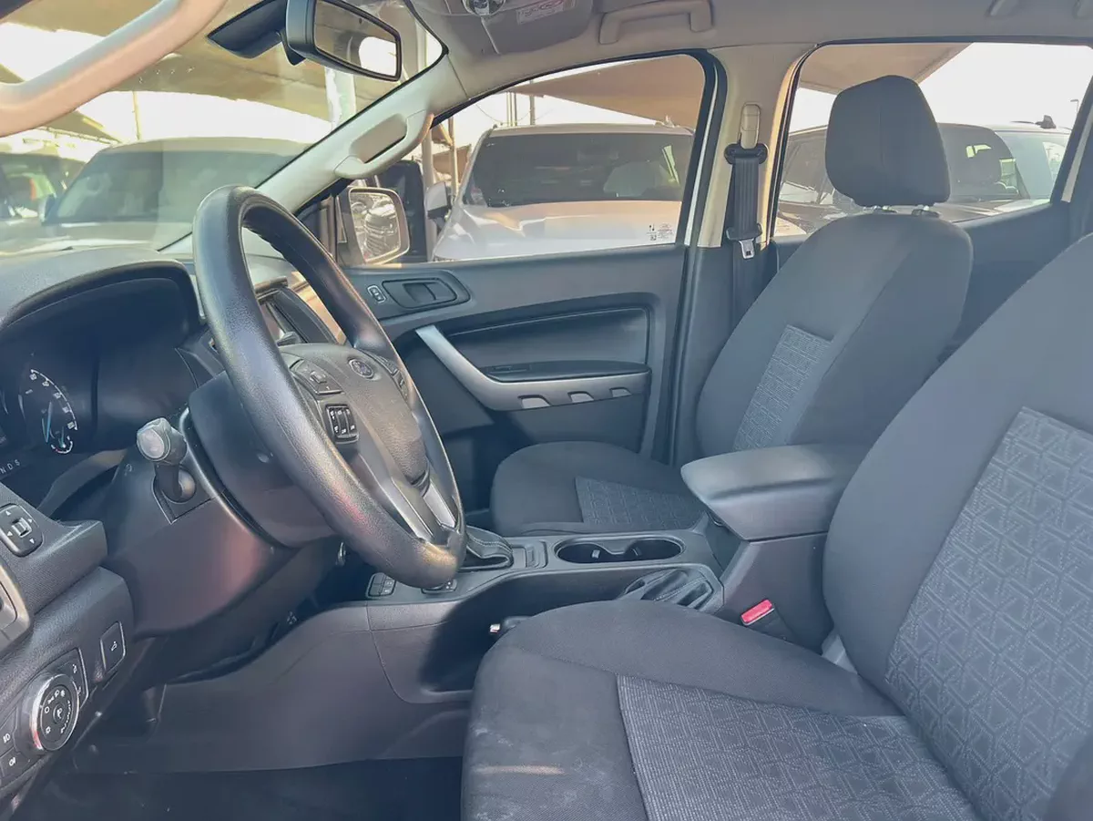 Ford Ranger XLS 2022 GCC Specs - Excellent Condition-10-10
