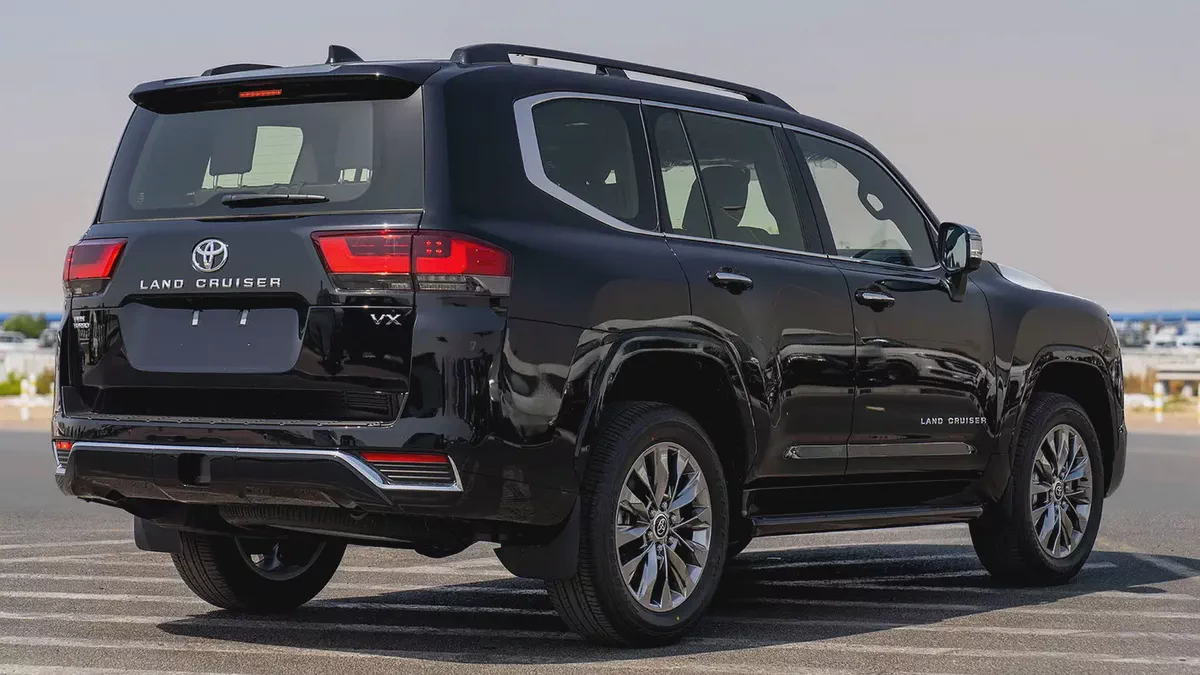 Toyota Land Cruiser VX plus 3.5TT 2026, European Specs - GCC STOCK-5-5