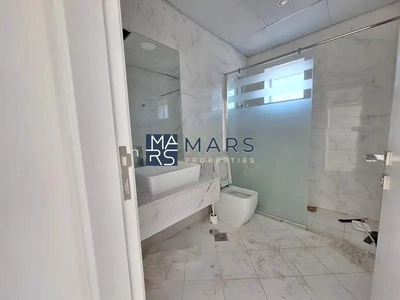Free AC,Best Quality Living ,Sea View,Free Parking-7