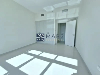Free AC,Best Quality Living ,Sea View,Free Parking-8