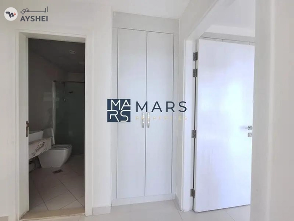 Free AC,Best Quality Living ,Sea View,Free Parking