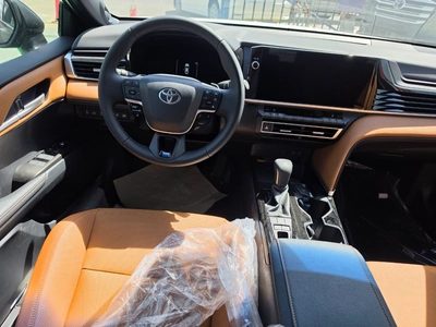 TOYOTA CAMRY LUMIERE 2.5L HYBRID 2026-1