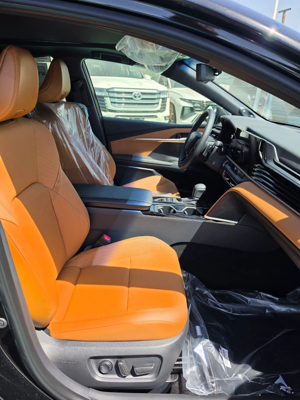 TOYOTA CAMRY LUMIERE 2.5L HYBRID 2026-4-4