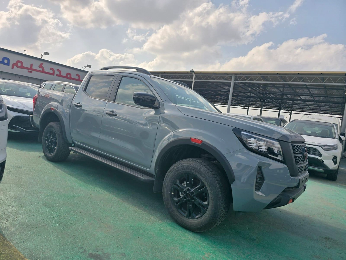 2026 Nissan Navara is a robust and versatile pickup truck designed-1-1